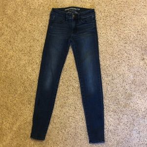 AMERICAN EAGLE JEANS